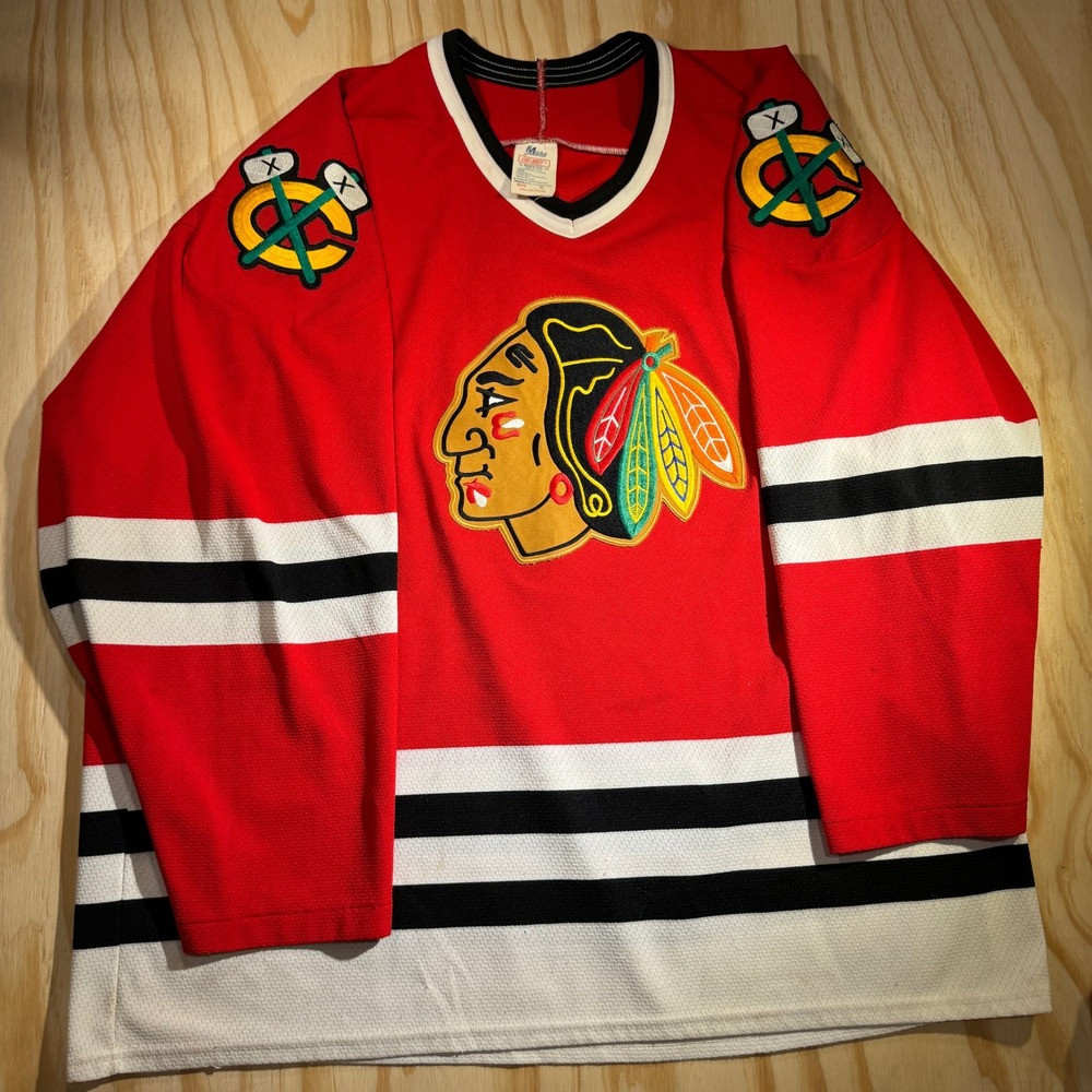 Maska Men's Chicago Blackhawks Vintage Air-Knit Hockey Jersey Red Size XL